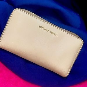 Michael Kors wallet